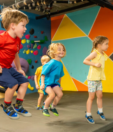 Rock climbing classes for kids ages 3 and 4